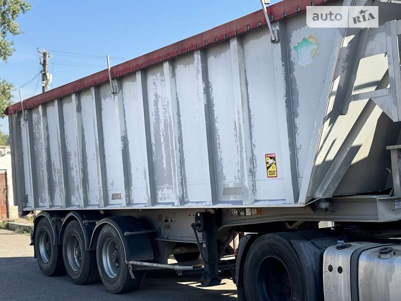 Самосвал прицеп Benalu TF34C1 1997 в 
