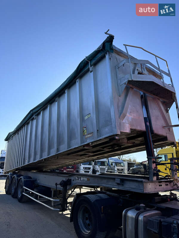 Зерновоз - полуприцеп Benalu TF34C1 2000 в Львове