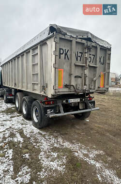 Самосвал полуприцеп Benalu TF34C1 2000 в 