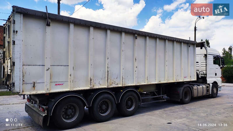 Самоскид напівпричіп Benalu TF34C1 1999 в Миколаєві