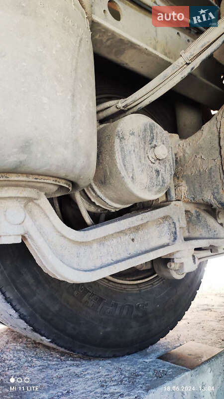 Самоскид напівпричіп Benalu TF34C1 1999 в Миколаєві