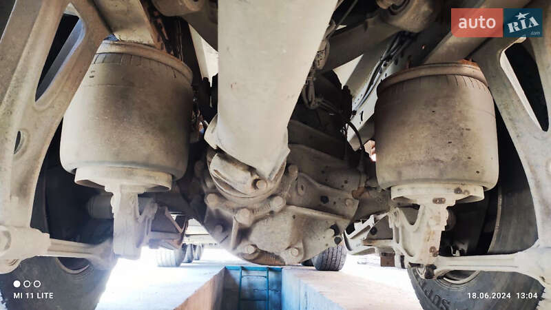 Самоскид напівпричіп Benalu TF34C1 1999 в Миколаєві