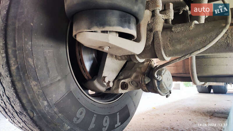 Самоскид напівпричіп Benalu TF34C1 1999 в Миколаєві