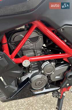 Мотоцикл Без обтекателей (Naked bike) Benelli 251S 2020 в 