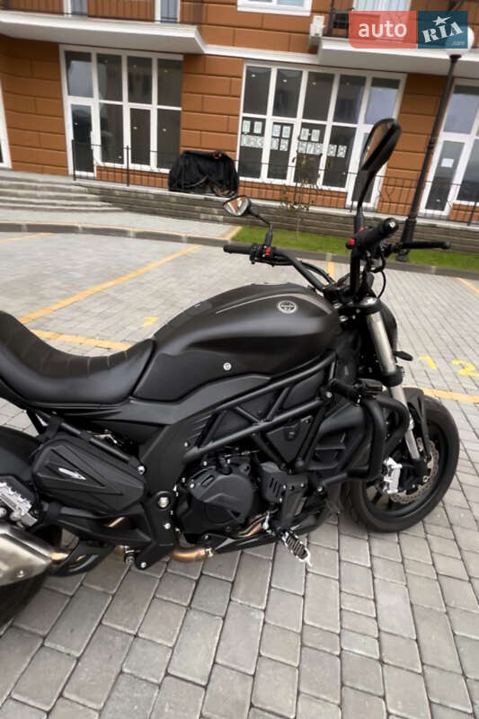 Мотоцикл Без обтікачів (Naked bike) Benelli 502C 2021 в Одесі