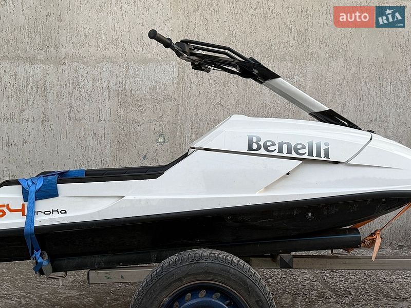 Гидроцикл спортивный Benelli S4 2012 в Запорожье Гидроцикл спортивный Benelli S4 2012 в Запорожье