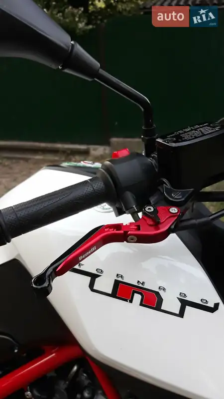 Benelli TNT 25 2019