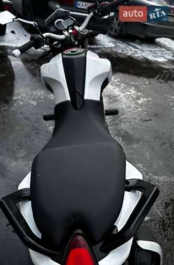 Мотоцикл Без обтекателей (Naked bike) Benelli TNT 25 2016 в 