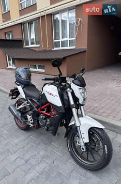 Мотоцикл Без обтекателей (Naked bike) Benelli TNT 25 2017 в 