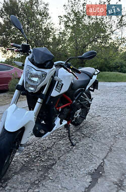 Мотоцикл Без обтекателей (Naked bike) Benelli TNT 25 2017 в 
