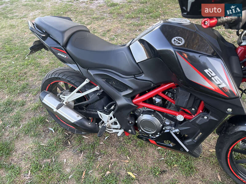 Мотоцикл Без обтекателей (Naked bike) Benelli TNT 25 2020 в Чернигове