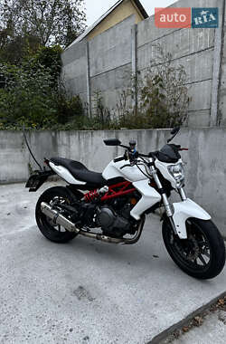 Мотоцикл Без обтікачів (Naked bike) Benelli TNT 300 2015 в Києві