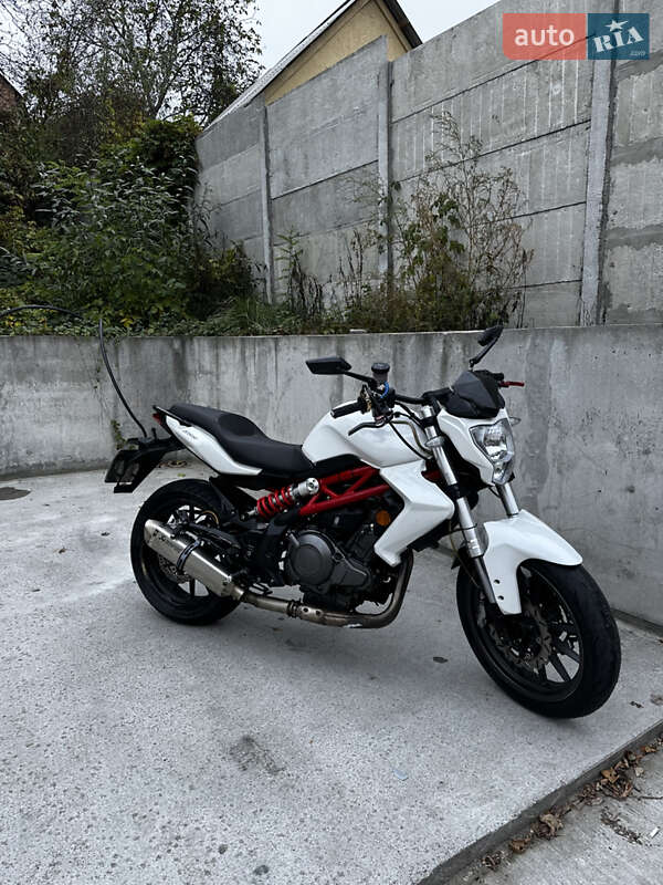 Мотоцикл Без обтекателей (Naked bike) Benelli TNT 300 2015 в Киеве