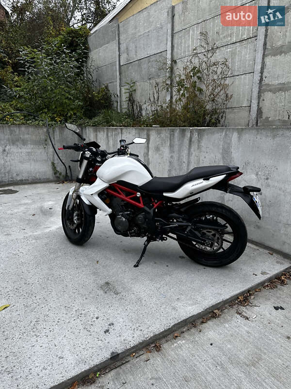 Мотоцикл Без обтекателей (Naked bike) Benelli TNT 300 2015 в Киеве