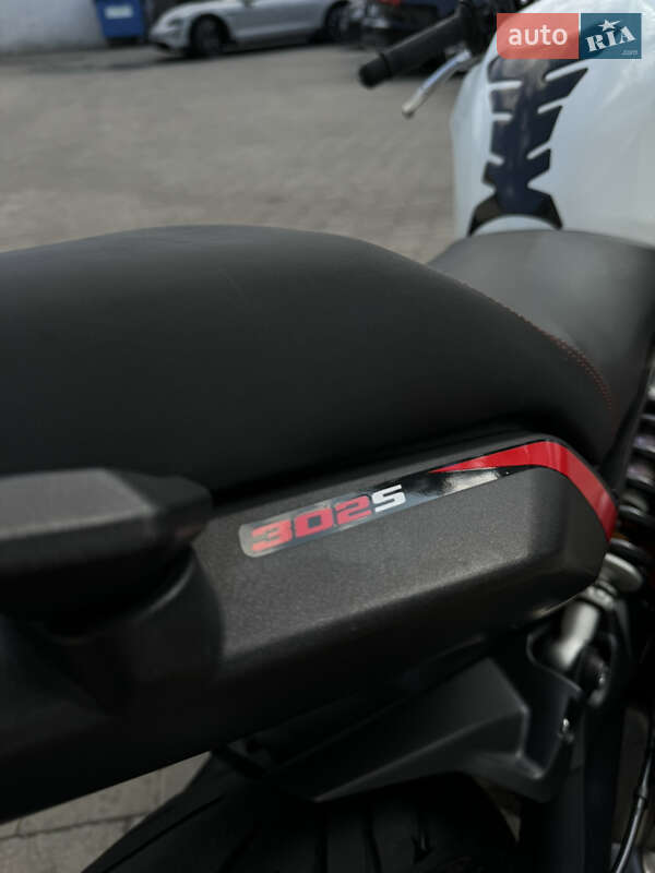 Мотоцикл Без обтекателей (Naked bike) Benelli TNT 302S 2019 в Одессе