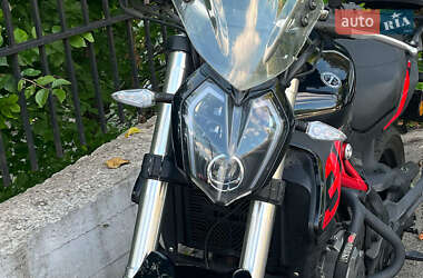 Мотоцикл Без обтекателей (Naked bike) Benelli TNT 302S 2020 в 