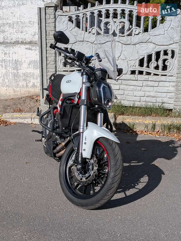 Мотоцикл Без обтікачів (Naked bike) Benelli TNT 302S 2020 в Дніпрі