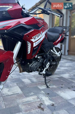 Мотоцикл Классик Benelli TRK 2021 в 