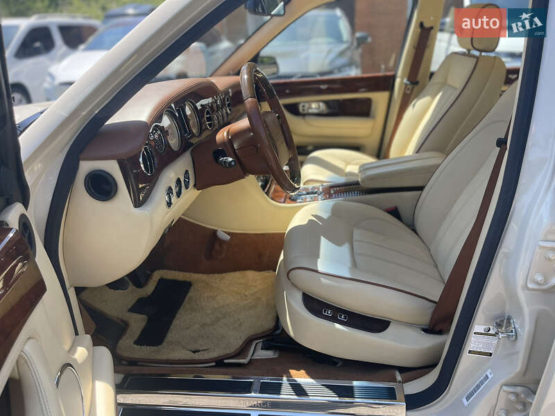 Седан Bentley Arnage 2007 в Киеве