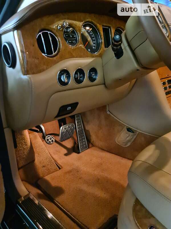 Седан Bentley Arnage 2008 в Киеве