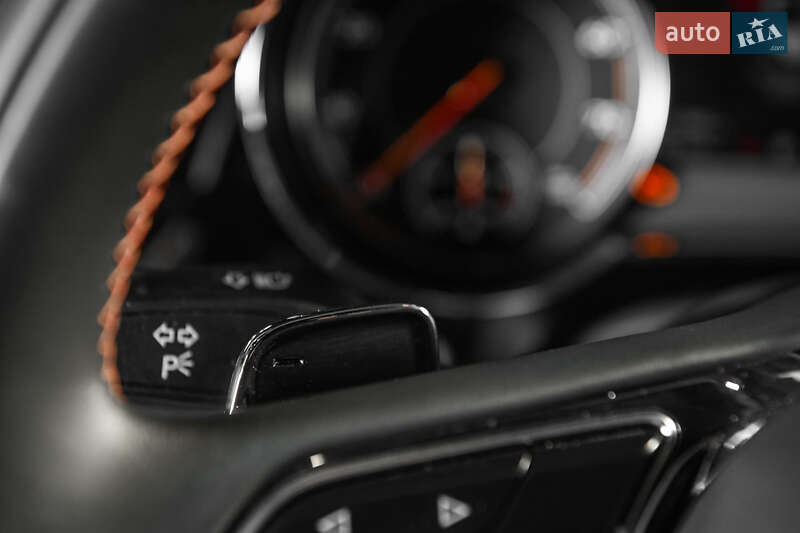 Внедорожник / Кроссовер Bentley Bentayga 2018 в Одессе фото 54 Внедорожник / Кроссовер Bentley Bentayga 2018 в Одессе