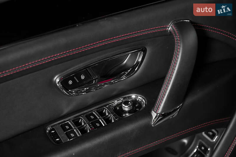 Внедорожник / Кроссовер Bentley Bentayga 2018 в Одессе фото 60 Внедорожник / Кроссовер Bentley Bentayga 2018 в Одессе