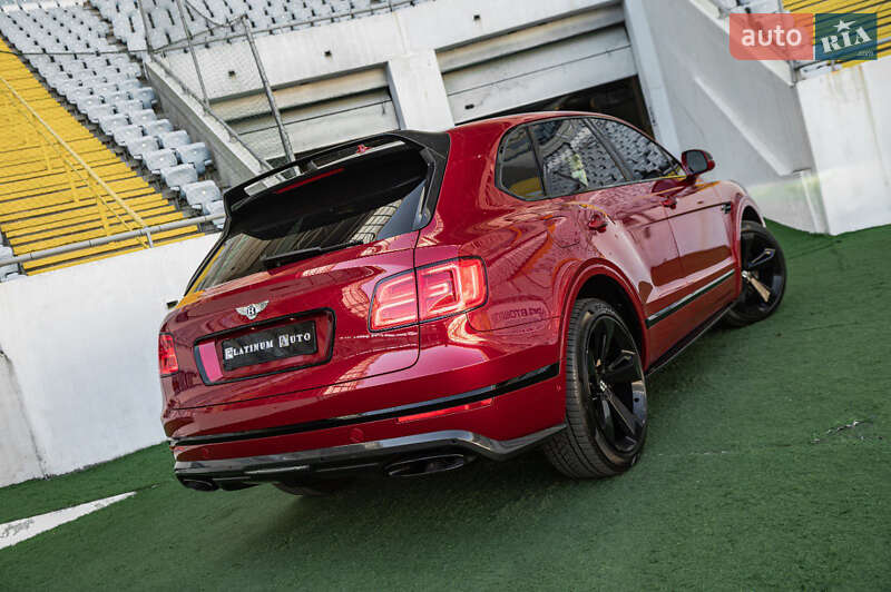Внедорожник / Кроссовер Bentley Bentayga 2018 в Одессе фото 15 Внедорожник / Кроссовер Bentley Bentayga 2018 в Одессе