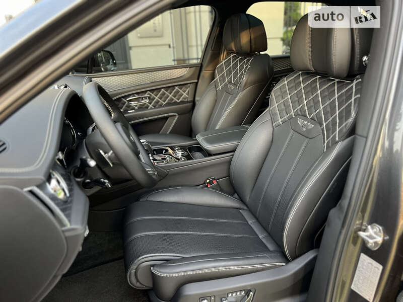 Внедорожник / Кроссовер Bentley Bentayga 2020 в Одессе