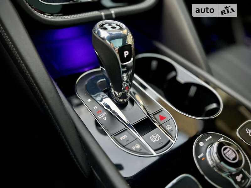 Внедорожник / Кроссовер Bentley Bentayga 2020 в Одессе