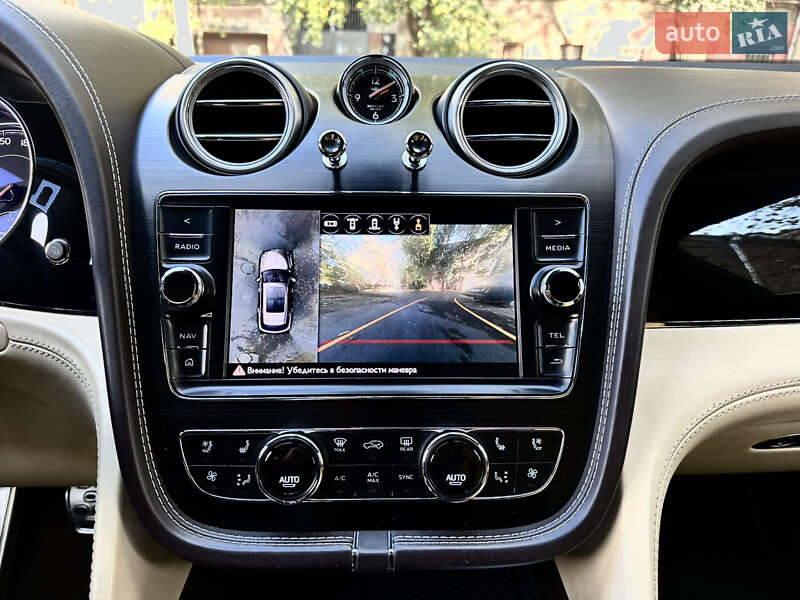 Внедорожник / Кроссовер Bentley Bentayga 2016 в Одессе фото 35 Внедорожник / Кроссовер Bentley Bentayga 2016 в Одессе