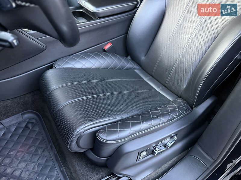 Внедорожник / Кроссовер Bentley Bentayga 2016 в Львове