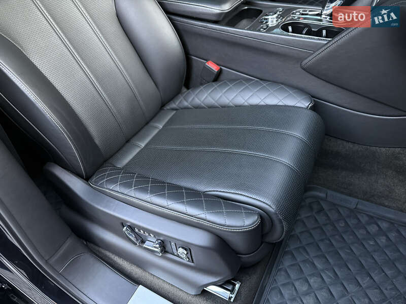 Внедорожник / Кроссовер Bentley Bentayga 2016 в Львове