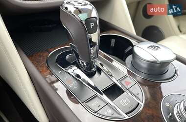 Внедорожник / Кроссовер Bentley Bentayga 2017 в 