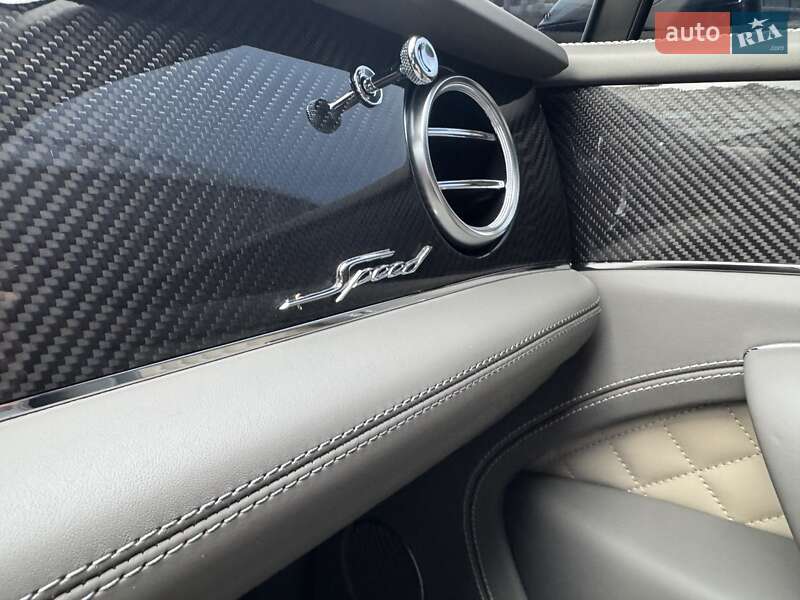 Внедорожник / Кроссовер Bentley Bentayga 2019 в Киеве