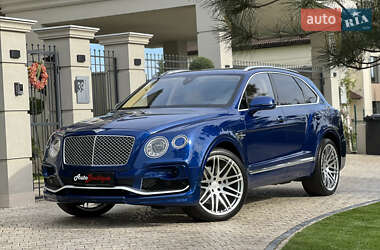 Внедорожник / Кроссовер Bentley Bentayga 2017 в 