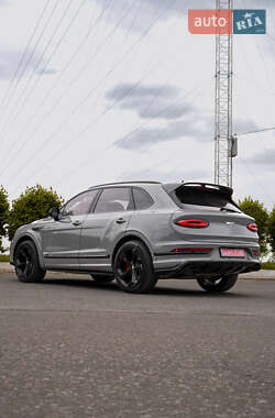 Внедорожник / Кроссовер Bentley Bentayga 2022 в 