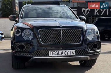 Внедорожник / Кроссовер Bentley Bentayga 2019 в Киеве