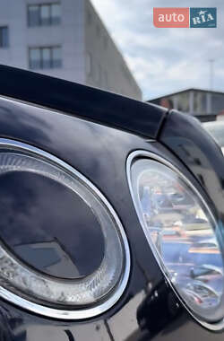Позашляховик / Кросовер Bentley Bentayga 2019 в 