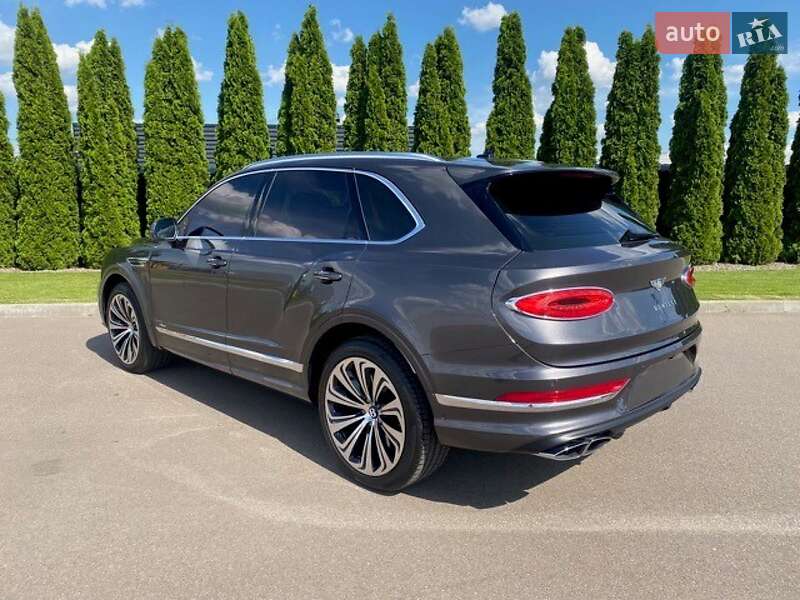 Внедорожник / Кроссовер Bentley Bentayga 2023 в Киеве