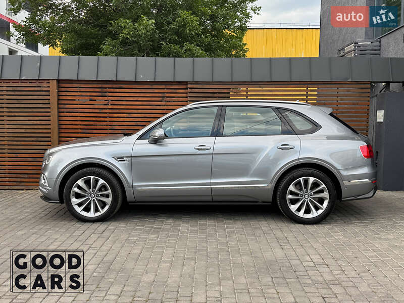 Внедорожник / Кроссовер Bentley Bentayga 2017 в Одессе