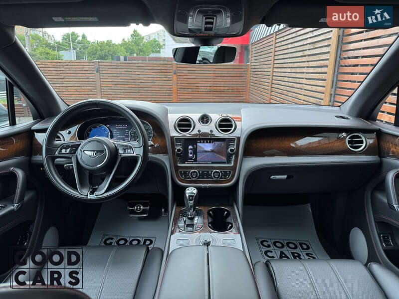 Внедорожник / Кроссовер Bentley Bentayga 2017 в Одессе