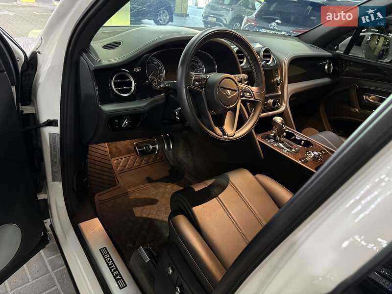 Позашляховик / Кросовер Bentley Bentayga 2019 в Києві