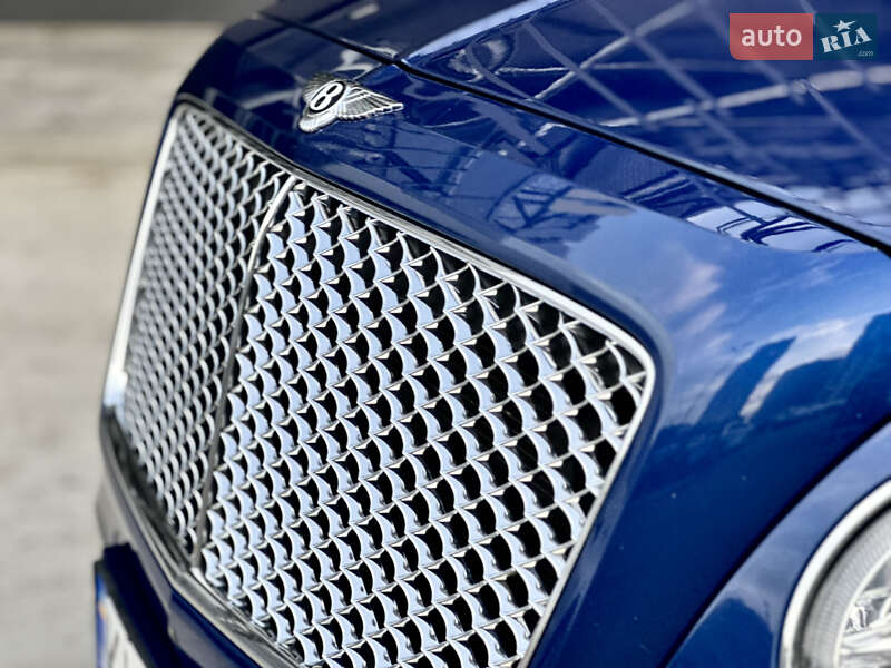 Позашляховик / Кросовер Bentley Bentayga 2016 в Києві