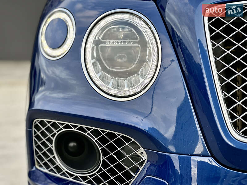 Позашляховик / Кросовер Bentley Bentayga 2016 в Києві