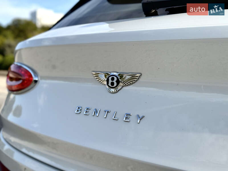 Внедорожник / Кроссовер Bentley Bentayga 2021 в Днепре