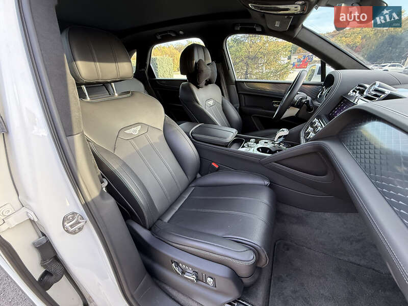 Внедорожник / Кроссовер Bentley Bentayga 2021 в Днепре