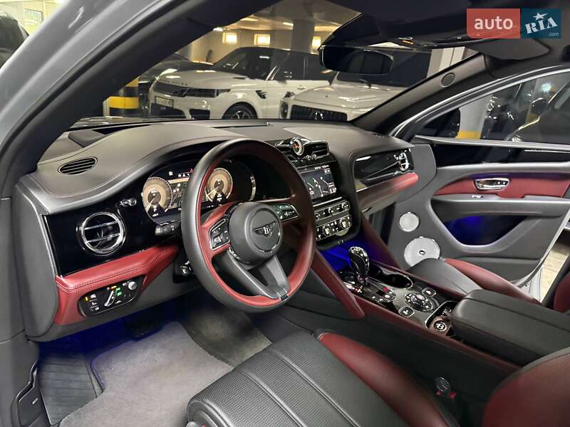 Позашляховик / Кросовер Bentley Bentayga 2022 в Києві фото 57 Позашляховик / Кросовер Bentley Bentayga 2022 в Києві
