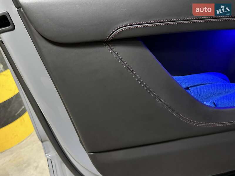 Позашляховик / Кросовер Bentley Bentayga 2022 в Києві фото 43 Позашляховик / Кросовер Bentley Bentayga 2022 в Києві