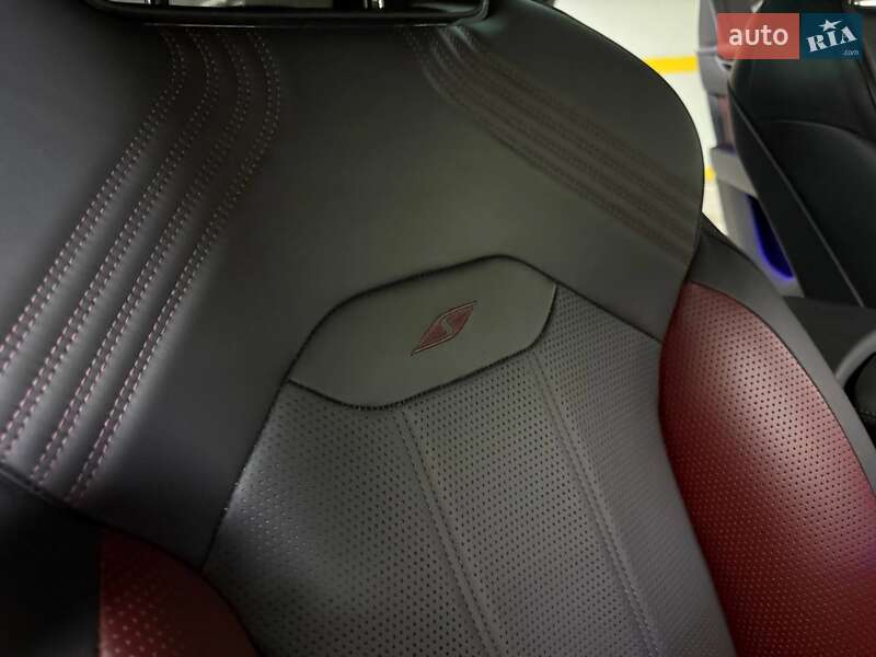 Позашляховик / Кросовер Bentley Bentayga 2022 в Києві фото 139 Позашляховик / Кросовер Bentley Bentayga 2022 в Києві