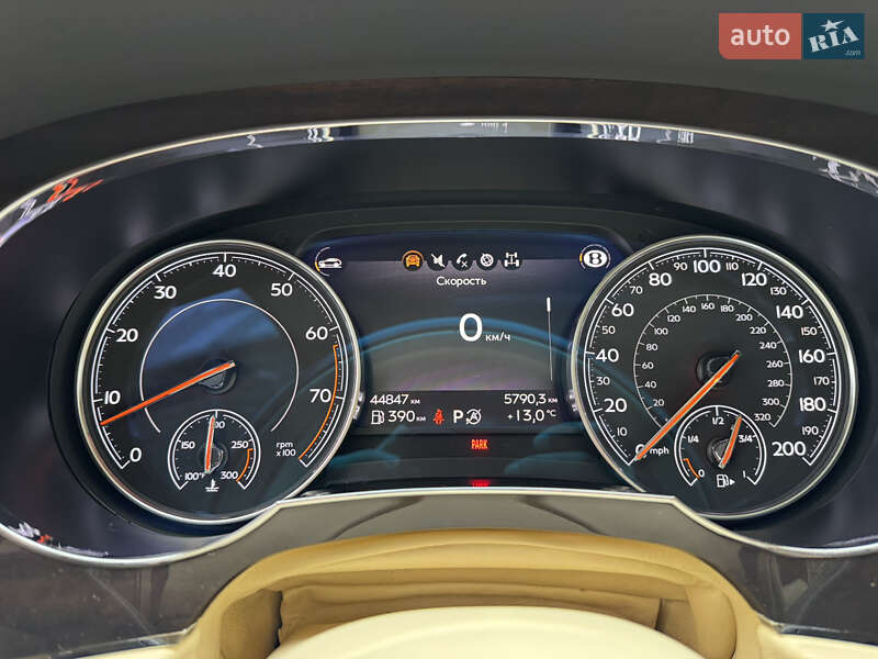 Внедорожник / Кроссовер Bentley Bentayga 2018 в Киеве фото 15 Внедорожник / Кроссовер Bentley Bentayga 2018 в Киеве